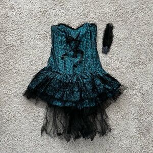 Spirit Women’s Saloon Girl Costume